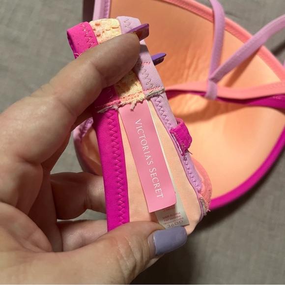 Victoria's Secret Pink Ombre Bikini Top Lace Crochet Size 36DD Swim Beach GUC - Picture 4 of 6